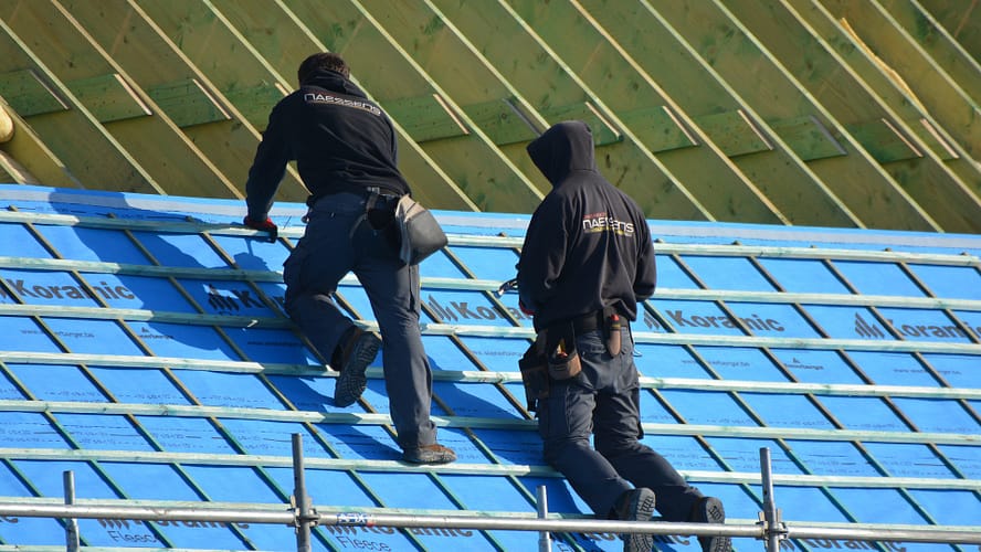 Key Reasons To Hire Professional Roof Repair & Maintenance Services
