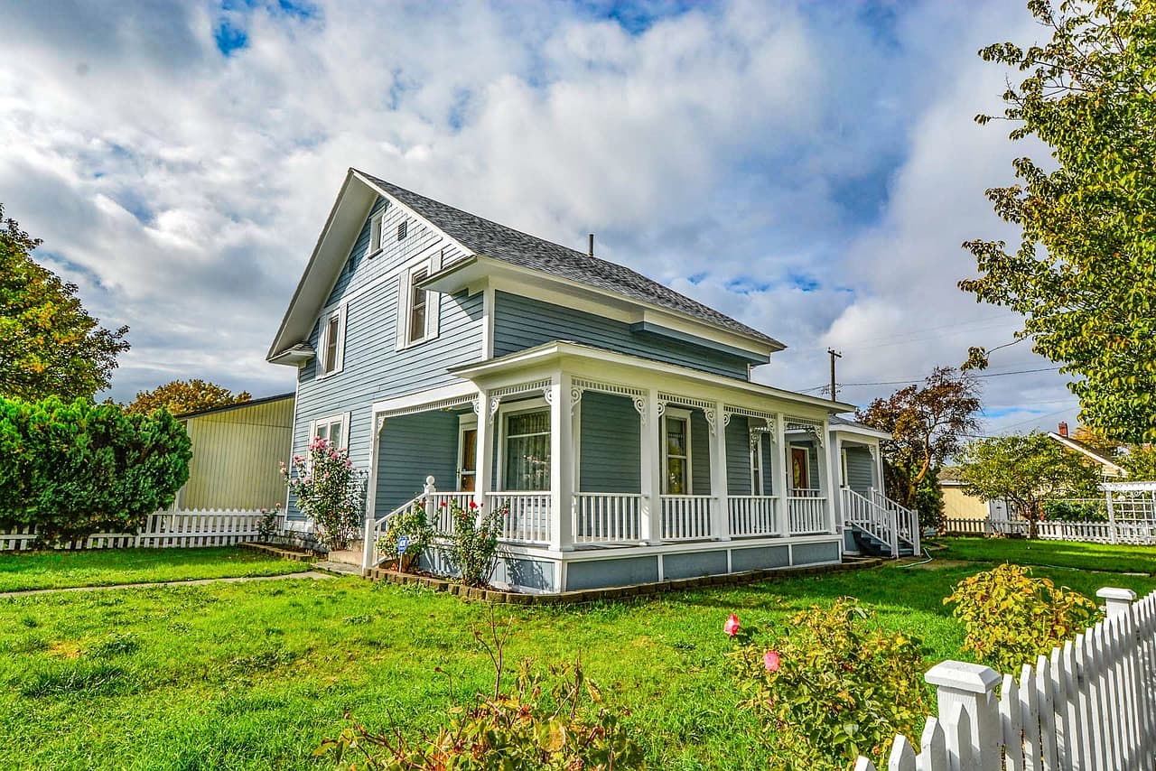 5 Creative Ways to Give Your Porch a New Look